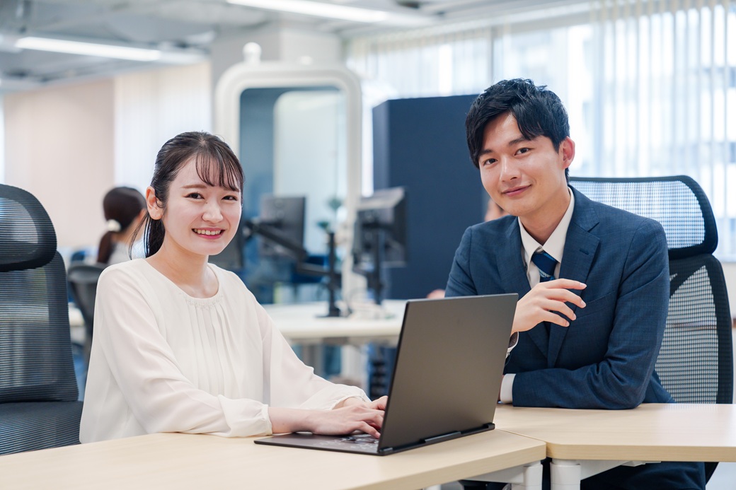 従業員満足度（ES）とは？従業員エンゲージメントとの違い