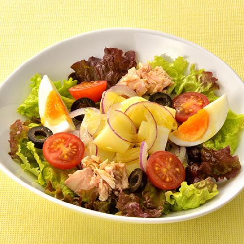 卵とツナの彩り野菜サラダ | ネスレ日本 製品情報サイト
