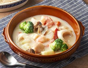 クリームシチューに合う献立！パン・パスタや副菜・おかずなどレシピ29選