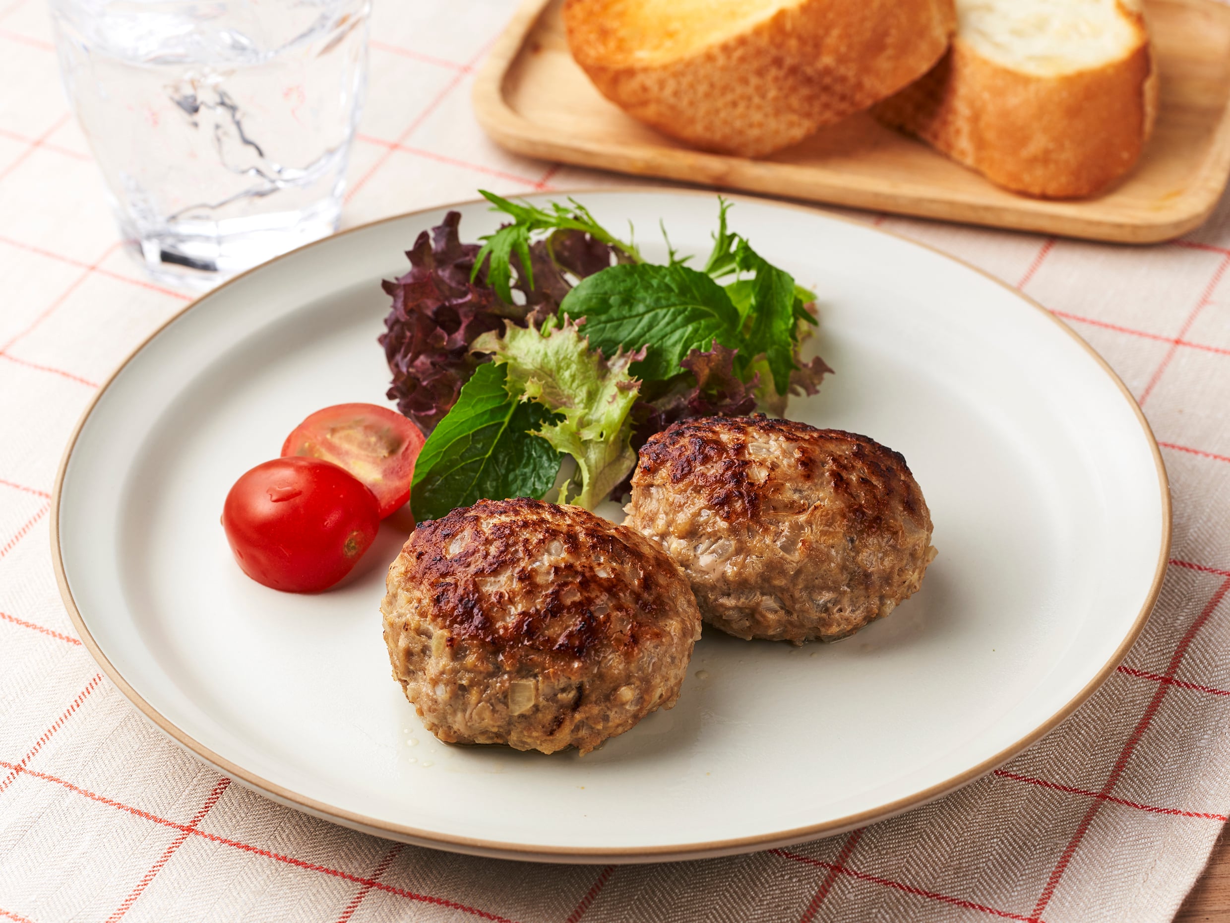 ハンバーグの献立！おしゃれで簡単な副菜や主食（パスタ・ご飯）のレシピ30選